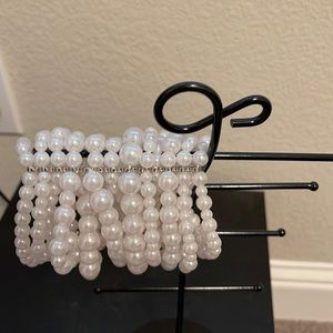 White pearl brackets with silver